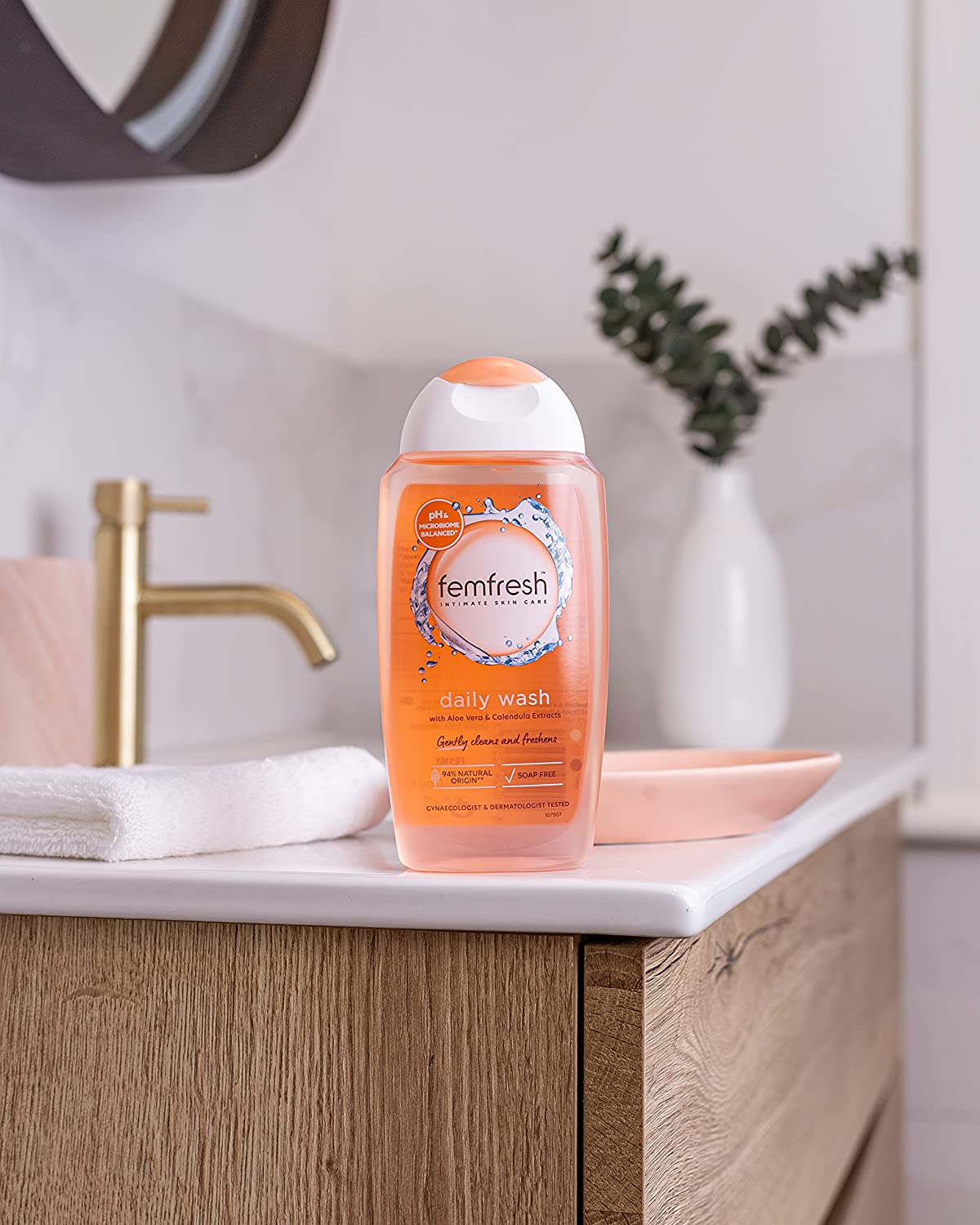 Femfresh Intimate Daily Wash 250ml