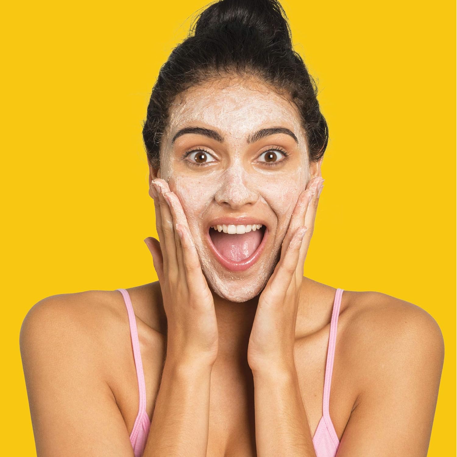 St Ives Soft Skin Avocado & Honey Scrub 170g