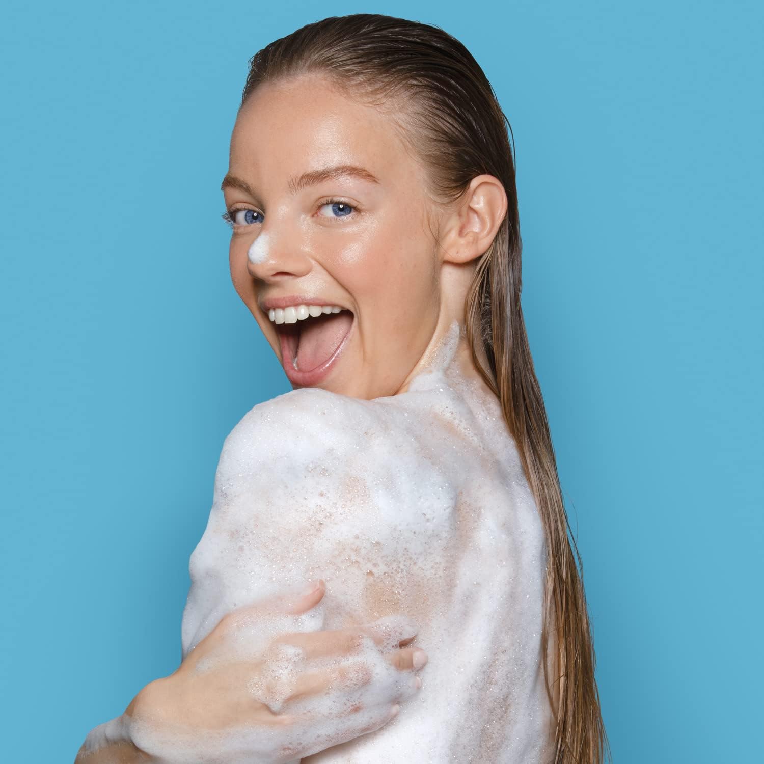 St Ives Sea Salt & Pacific Kelp Exfoliating Body Wash 473ml