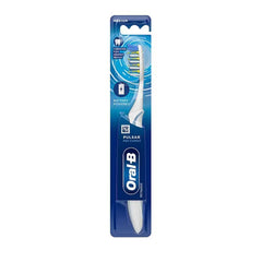 Oral B Pulsar Pro-Expert 35 Medium Battery Toothbrush 1'S