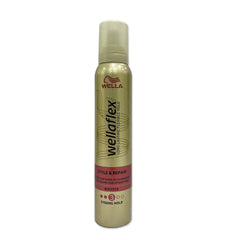 Wella Style & Repair Strong Hold Mousse 200ml